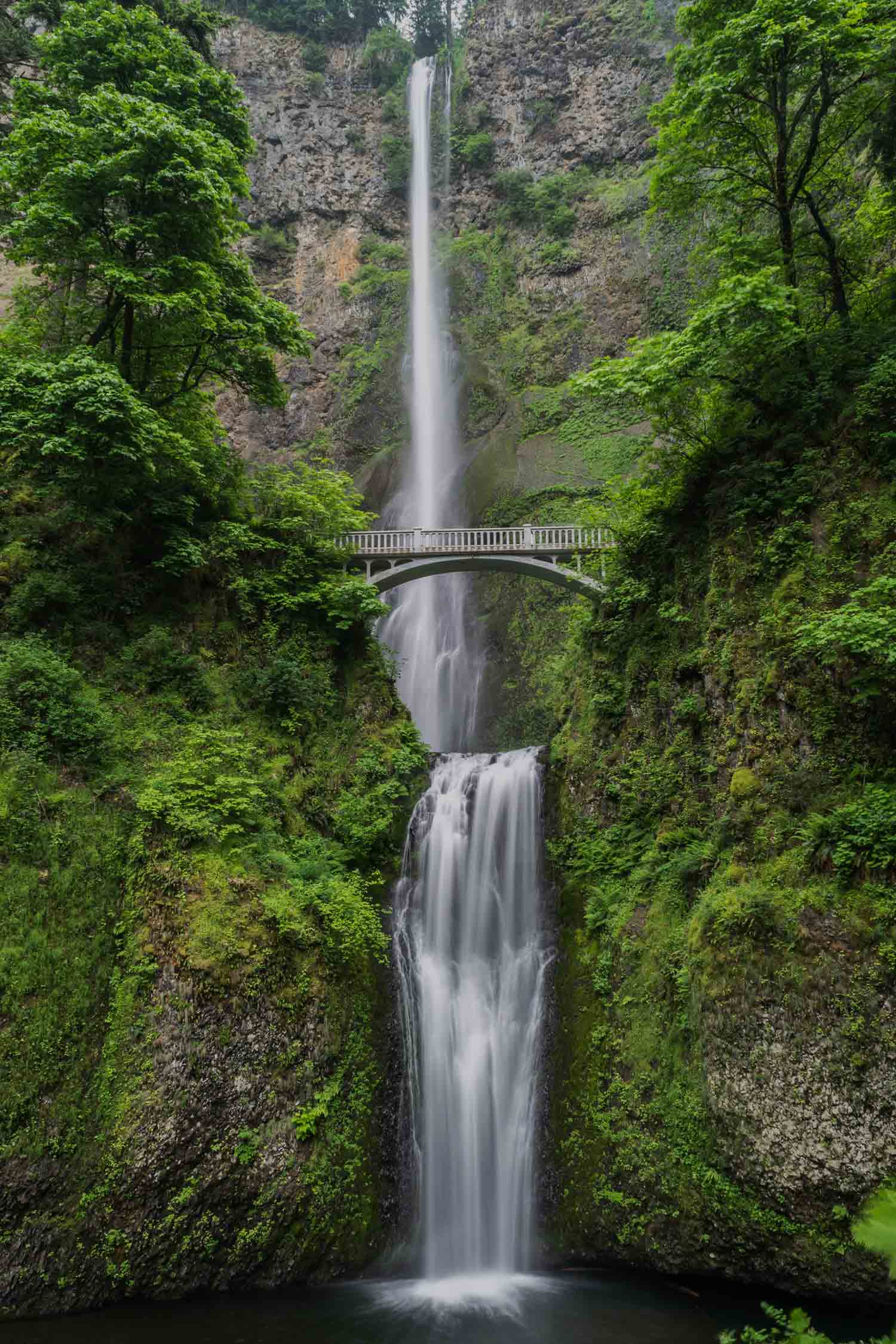 Waterfall nature - Photo by Blake Verdoorn